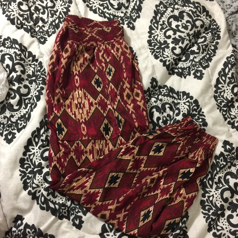 Forever 21 loose pants joggers